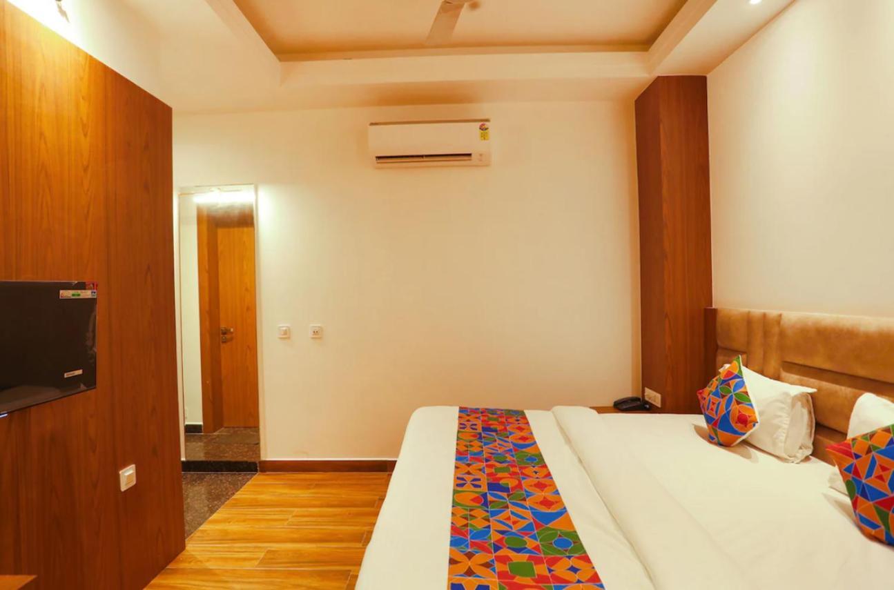 Hotel Swarn Bhoomi Kanpur Exterior foto