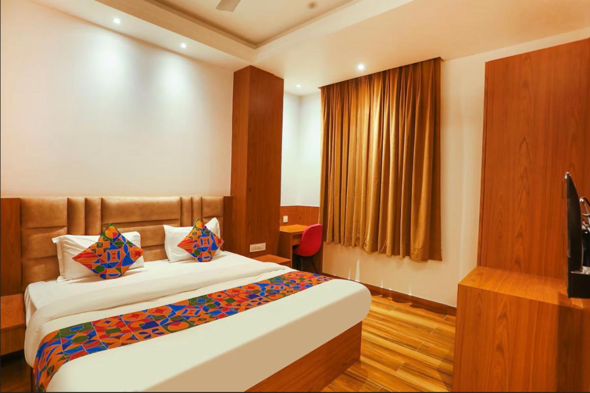 Hotel Swarn Bhoomi Kanpur Exterior foto