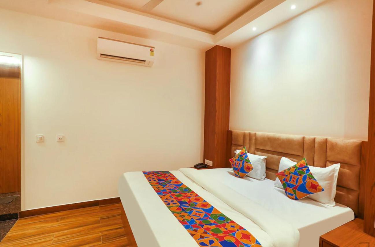 Hotel Swarn Bhoomi Kanpur Exterior foto