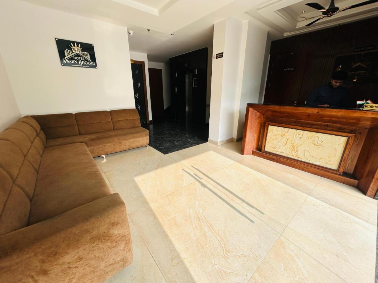 Hotel Swarn Bhoomi Kanpur Exterior foto